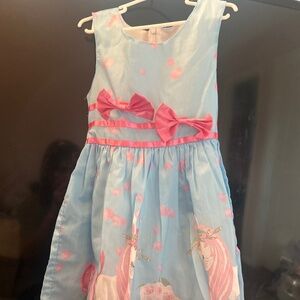sleeveless dress with unicorn design